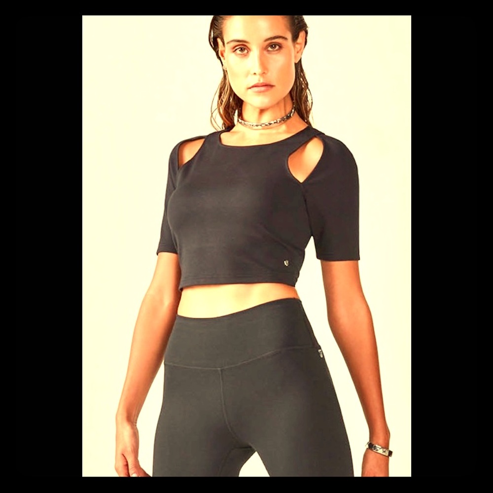 Fabletics Eva Midi Top